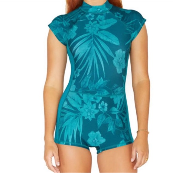 Hurley Other - HURLEY X Carissa Moore Max Hawaii
Shadow Short Sleeve Rashguard Swimsuit SIZE: S